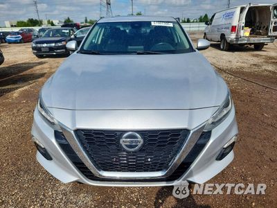 Piąte zdjęcie samochodu w środku: 2019 NISSAN ALTIMA SL VIN:1N4BL4EW9KC175519 - miniatura
