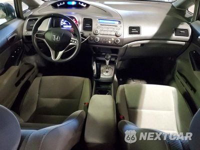 Zdjęcie 8 z 12 samochodu: 2009 HONDA CIVIC LX VIN:19XFA16519E046778 - miniatura