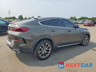 Trzecie zdjęcie samochodu z tyłu: 2021 BMW X6 XDRIVE40I VIN:5UXCY6C02M9G65117 - miniatura