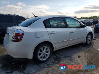 Trzecie zdjęcie samochodu z tyłu: 2010 NISSAN SENTRA 2.0 VIN:3N1AB6AP5AL715862 - miniatura