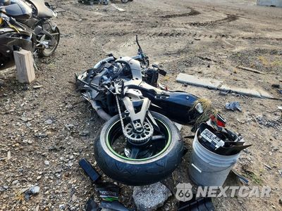 Czwarte zdjęcie samochodu z boku: 2016 KAWASAKI ZX1000 R VIN:JKAZXCR10GA000076 - miniatura