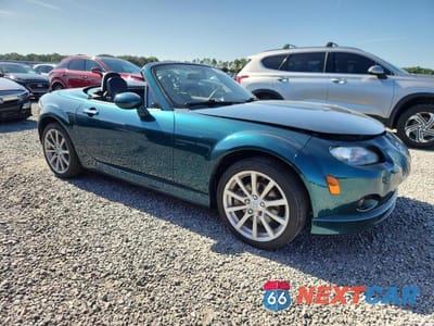 Czwarte zdjęcie samochodu z boku: 2008 MAZDA MX-5 MIATA VIN:JM1NC26F380145856 - miniatura