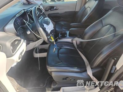 Zdjęcie 7 z 13 samochodu: 2023 CHRYSLER PACIFICA TOURING L VIN:2C4RC1BG0PR521539 - miniatura