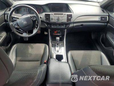 Zdjęcie 8 z 13 samochodu: 2017 HONDA ACCORD SPORT VIN:1HGCR2F56HA293816 - miniatura