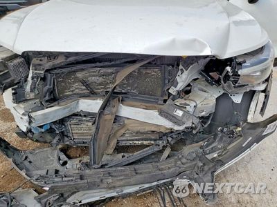 Zdjęcie 11 z 12 samochodu: 2022 VOLVO XC40 T4 MOMENTUM VIN:YV4AC2HKXN2779901 - miniatura