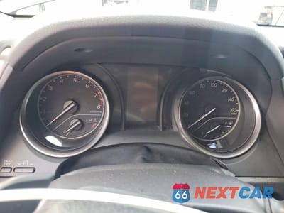 Zdjęcie 9 z 12 samochodu: 2021 TOYOTA CAMRY SE VIN:4T1G11AK0MU535387 - miniatura
