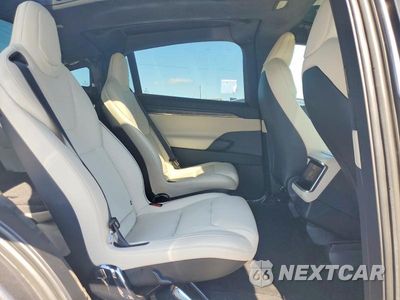 Zdjęcie 11 z 14 samochodu: 2022 TESLA MODEL X VIN:7SAXCBE68NF329510 - miniatura