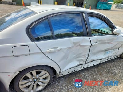Zdjęcie 10 z 12 samochodu: 2006 BMW 325 I AUTOMATIC VIN:WBAVB17516NK30971 - miniatura