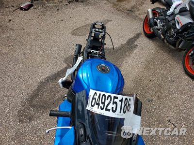 Piąte zdjęcie samochodu w środku: 2014 SUZUKI GSX-R600 VIN:JS1GN7FA9E2100435 - miniatura
