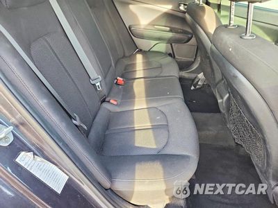 Zdjęcie 10 z 12 samochodu: 2019 KIA OPTIMA LX VIN:5XXGT4L31KG329665 - miniatura