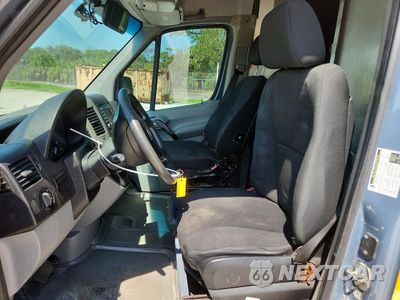 Zdjęcie 7 z 14 samochodu: 2018 MERCEDES-BENZ SPRINTER 2500 DELIVERY VAN VIN:WD3PE7CD2JP631083 - miniatura