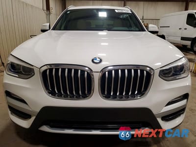 Piąte zdjęcie samochodu w środku: 2018 BMW X3 XDRIVE30I VIN:5UXTR9C50JLC81801 - miniatura