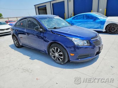 Czwarte zdjęcie samochodu z boku: 2013 CHEVROLET CRUZE LS VIN:1G1PA5SH2D7253581 - miniatura