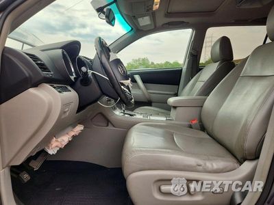 Zdjęcie 7 z 14 samochodu: 2011 TOYOTA HIGHLANDER SE VIN:5TDBK3EH3BS088416 - miniatura