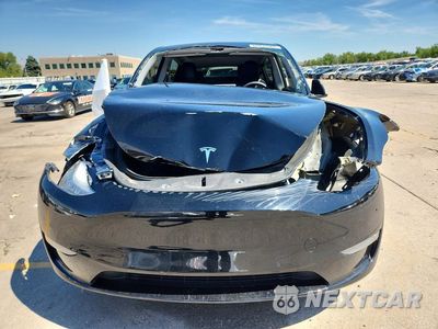 Piąte zdjęcie samochodu w środku: 2020 TESLA MODEL Y VIN:5YJYGDEE8LF016172 - miniatura