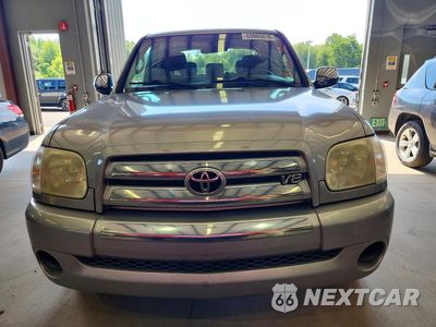 Piąte zdjęcie samochodu w środku: 2005 TOYOTA TUNDRA DOUBLE CAB SR5 VIN:5TBDT441X5S498417 - miniatura
