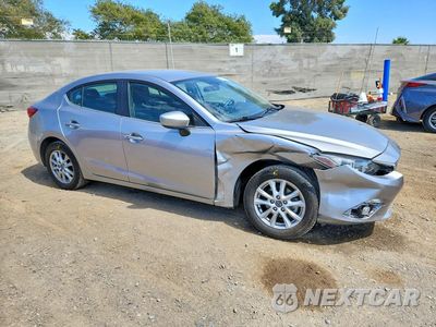 Czwarte zdjęcie samochodu z boku: 2015 MAZDA 3 TOURING VIN:3MZBM1V7XFM230060 - miniatura