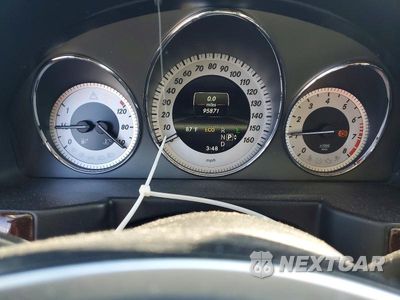 Zdjęcie 9 z 13 samochodu: 2013 MERCEDES-BENZ GLK 350 4MATIC VIN:WDCGG8JB7DG043637 - miniatura