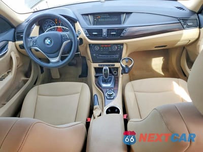 Zdjęcie 8 z 12 samochodu: 2013 BMW X1 SDRIVE28I VIN:WBAVM1C54DVW43254 - miniatura