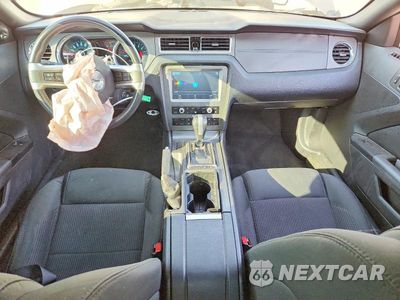 Zdjęcie 8 z 12 samochodu: 2014 FORD MUSTANG VIN:1ZVBP8AM9E5287494 - miniatura