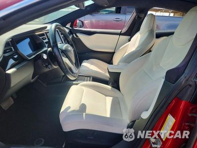 Zdjęcie 7 z 13 samochodu: 2018 TESLA MODEL S VIN:5YJSA1E29JF244433 - miniatura