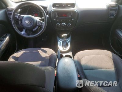 Zdjęcie 8 z 12 samochodu: 2016 KIA SOUL BASE VIN:KNDJN2A27G7828274 - miniatura
