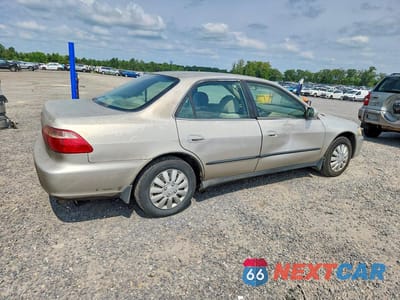 Trzecie zdjęcie samochodu z tyłu: 1998 HONDA ACCORD LX VIN:1HGCG5642WA197273 - miniatura