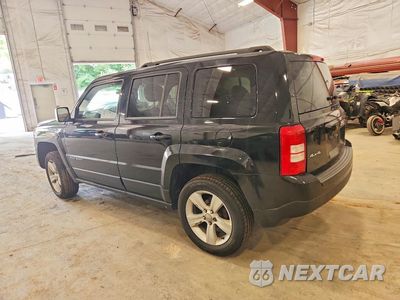Drugie zdjęcie samochodu z przodu: 2014 JEEP PATRIOT LATITUDE VIN:1C4NJRFB6ED817621 - miniatura