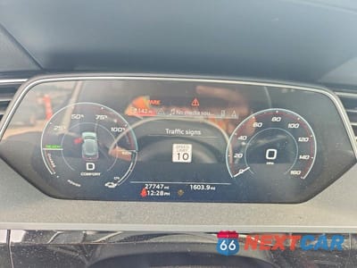 Zdjęcie 9 z 13 samochodu: 2022 AUDI E-TRON PREMIUM PLUS VIN:WA1LAAGE8NB042262 - miniatura