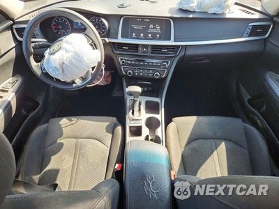 Zdjęcie 8 z 13 samochodu: 2019 KIA OPTIMA LX VIN:5XXGT4L38KG318842 - miniatura