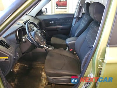 Zdjęcie 7 z 13 samochodu: 2013 KIA SOUL + VIN:KNDJT2A6XD7596449 - miniatura