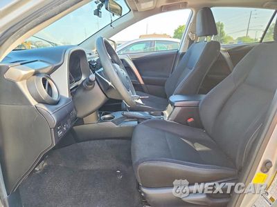 Zdjęcie 7 z 13 samochodu: 2013 TOYOTA RAV4 XLE VIN:JTMRFREV0DD025137 - miniatura