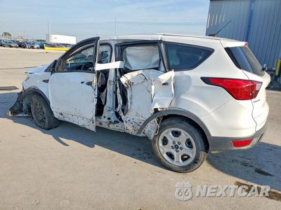 Drugie zdjęcie samochodu z przodu: 2019 FORD ESCAPE S VIN:1FMCU0F76KUB58422 - miniatura