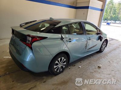 Trzecie zdjęcie samochodu z tyłu: 2019 TOYOTA PRIUS XLE AWD-E VIN:JTDL9RFU3K3006152 - miniatura