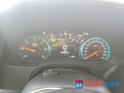 Zdjęcie 9 z 13 samochodu: 2017 CHEVROLET SUBURBAN K1500 PREMIER VIN:1GNSKJKC1HR380030 - miniatura