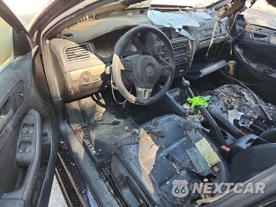 Zdjęcie 8 z 12 samochodu: 2014 VOLKSWAGEN JETTA SE VIN:3VWB17AJ7EM413427 - miniatura