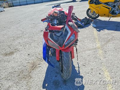 Drugie zdjęcie samochodu z przodu: 2006 HONDA CBR1000 RR VIN:JH25C57046M207390 - miniatura