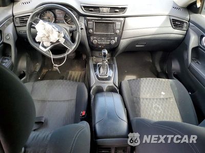 Zdjęcie 8 z 13 samochodu: 2018 NISSAN ROGUE SV VIN:5N1AT2MV4JC702654 - miniatura