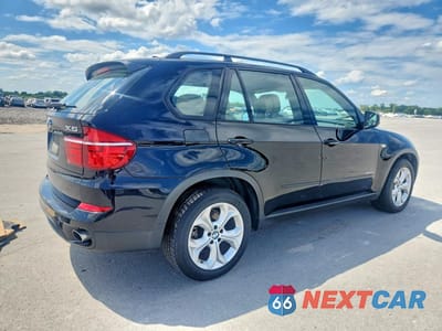 Trzecie zdjęcie samochodu z tyłu: 2011 BMW X5 XDRIVE35D VIN:5UXZW0C59BL370215 - miniatura