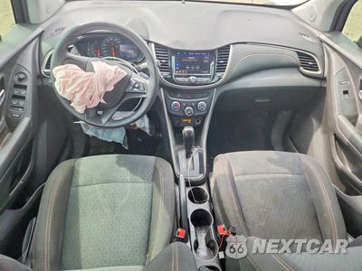 Zdjęcie 8 z 12 samochodu: 2020 CHEVROLET TRAX LS VIN:3GNCJKSB7LL206080 - miniatura