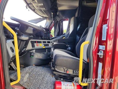 Zdjęcie 7 z 14 samochodu: 2022 FREIGHTLINER CASCADIA 126 SEMI TRUCK VIN:1FUJHHDV8NLNA8308 - miniatura
