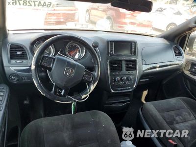 Zdjęcie 8 z 13 samochodu: 2018 DODGE GRAND CARAVAN SE VIN:2C4RDGBG5JR152619 - miniatura