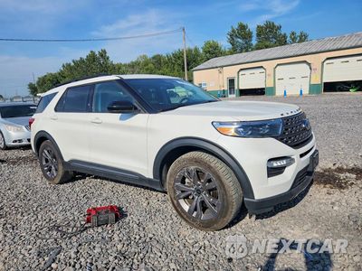 Czwarte zdjęcie samochodu z boku: 2022 FORD EXPLORER XLT VIN:1FMSK8DH2NGC27816 - miniatura