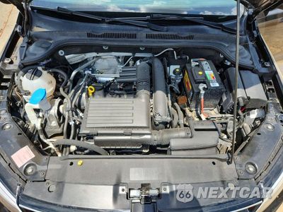 Zdjęcie 11 z 12 samochodu: 2017 VOLKSWAGEN JETTA SE VIN:3VWDB7AJ7HM258632 - miniatura