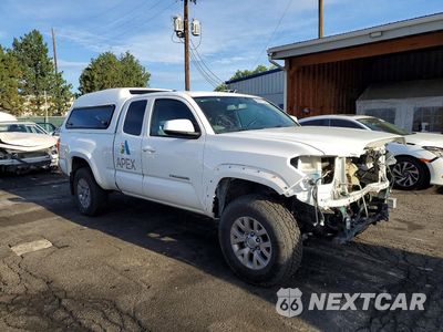 Czwarte zdjęcie samochodu z boku: 2017 TOYOTA TACOMA VIN:5TFSZ5AN7HX074024 - miniatura