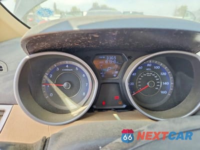 Zdjęcie 9 z 12 samochodu: 2013 HYUNDAI ELANTRA LIMITED VIN:KMHDH4AE2DU686970 - miniatura