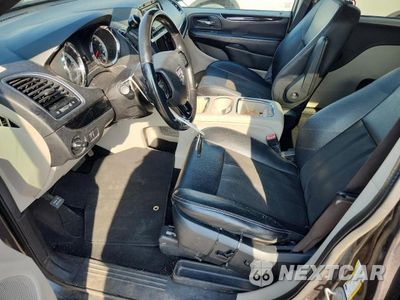 Zdjęcie 7 z 13 samochodu: 2019 DODGE GRAND CARAVAN SXT VIN:2C4RDGCG1KR776482 - miniatura