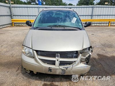 Piąte zdjęcie samochodu w środku: 2005 DODGE GRAND CARAVAN SXT VIN:2D4GP44L65R396408 - miniatura
