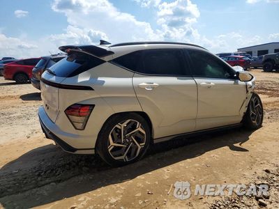 Trzecie zdjęcie samochodu z tyłu: 2024 HYUNDAI KONA N LINE VIN:KM8HA3A3XRU037116 - miniatura