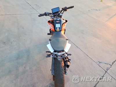 Zdjęcie 6 z 9 samochodu: 2019 KTM 390 DUKE VIN:MD2JPJ402KC228528 - miniatura